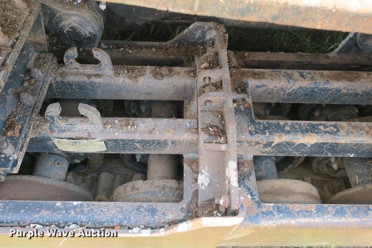 image for item DE3791 2005 Caterpillar 277B skid steer