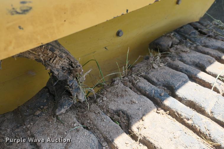 image for item DE3791 2005 Caterpillar 277B skid steer