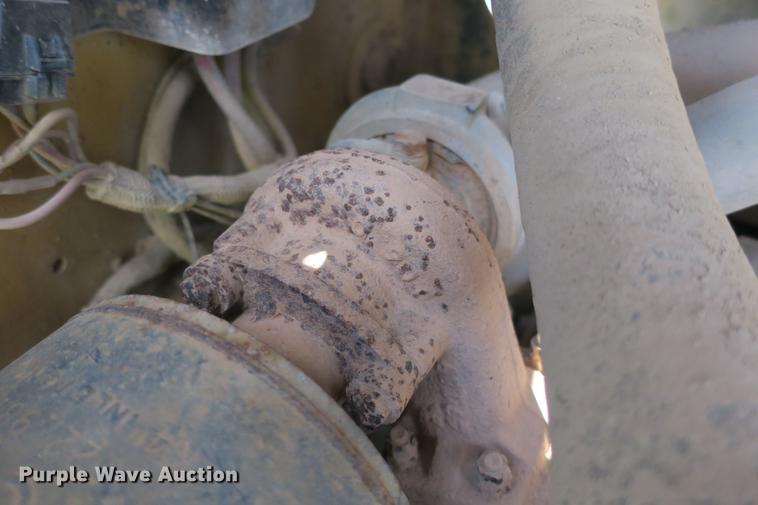 image for item DE3791 2005 Caterpillar 277B skid steer