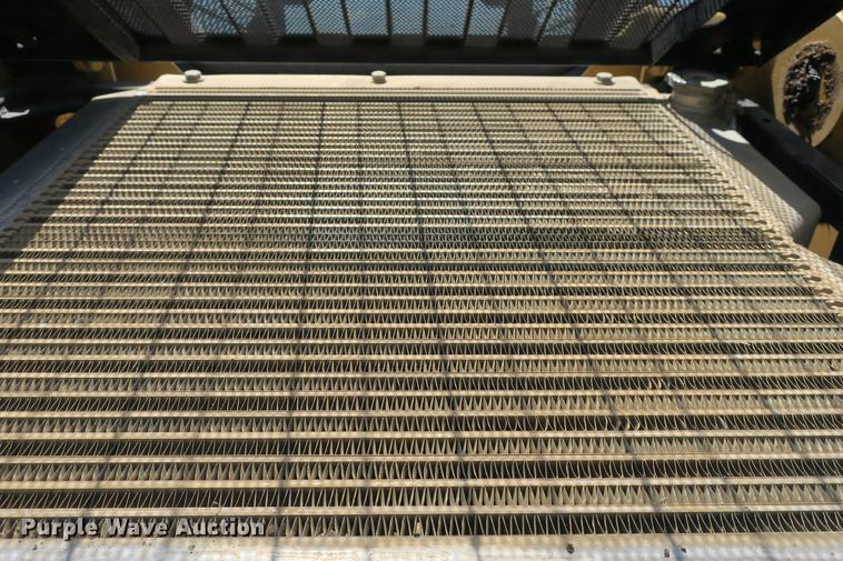 image for item DE3791 2005 Caterpillar 277B skid steer