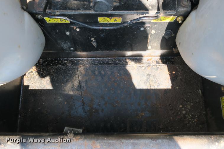 image for item DE3791 2005 Caterpillar 277B skid steer