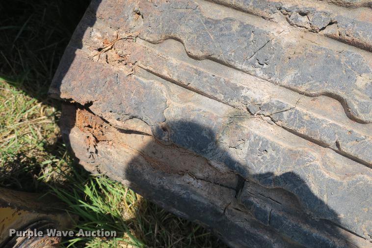 image for item DE3791 2005 Caterpillar 277B skid steer