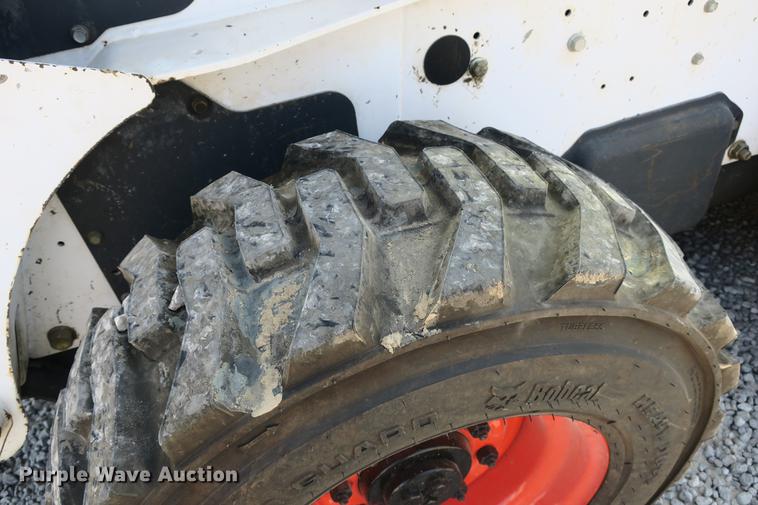 image for item DE3795 2007 Bobcat S250 skid steer
