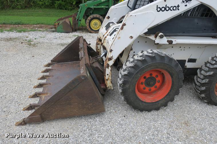 image for item DE3796 1999 Bobcat 773 skid steer