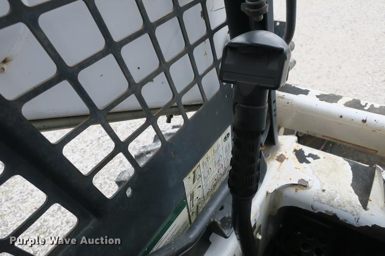 image for item DE3796 1999 Bobcat 773 skid steer