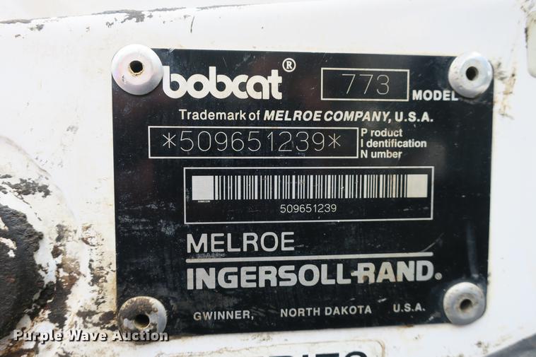 image for item DE3796 1999 Bobcat 773 skid steer