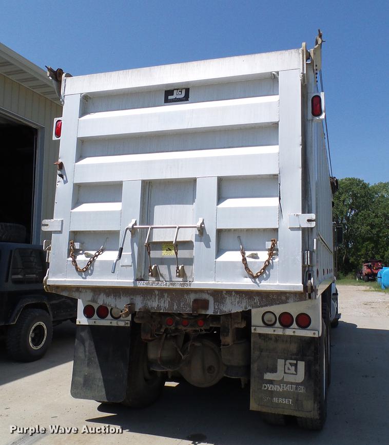 image for item DE5107 1989 Peterbilt 379 dump truck