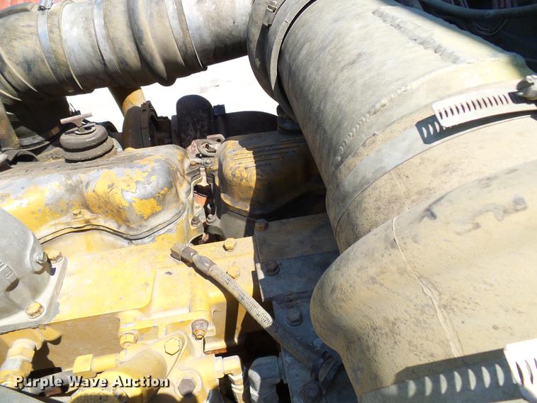 image for item DE5107 1989 Peterbilt 379 dump truck