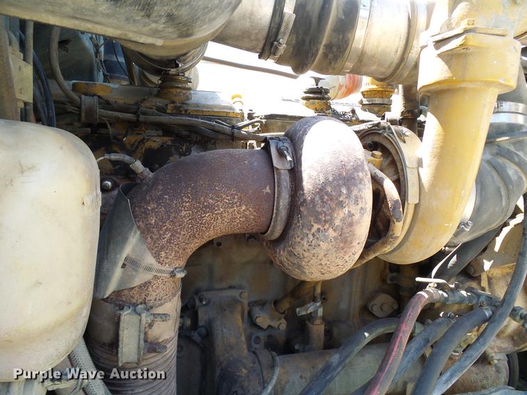 image for item DE5107 1989 Peterbilt 379 dump truck