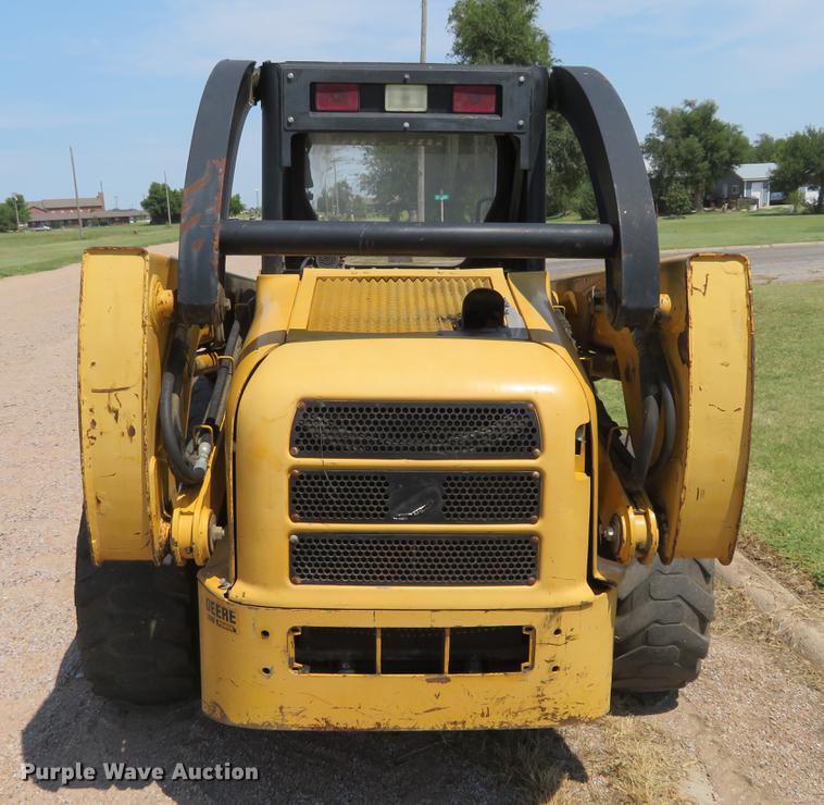 image for item DE6373 John Deere 270 skid steer