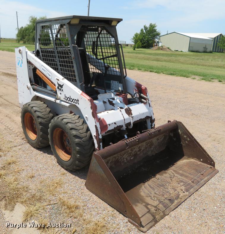 image for item DE6374 1995 Bobcat 753 skid steer