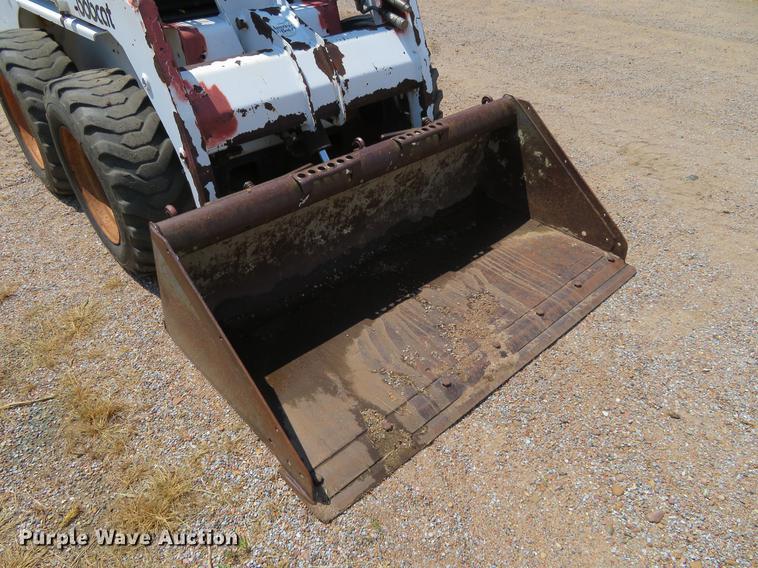 image for item DE6374 1995 Bobcat 753 skid steer