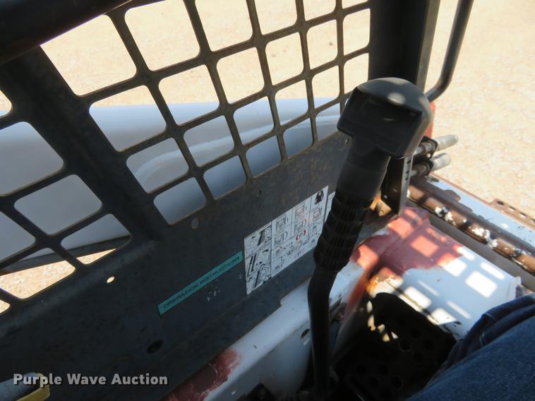 image for item DE6374 1995 Bobcat 753 skid steer