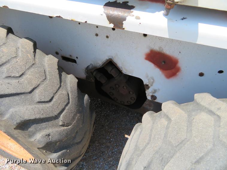 image for item DE6374 1995 Bobcat 753 skid steer