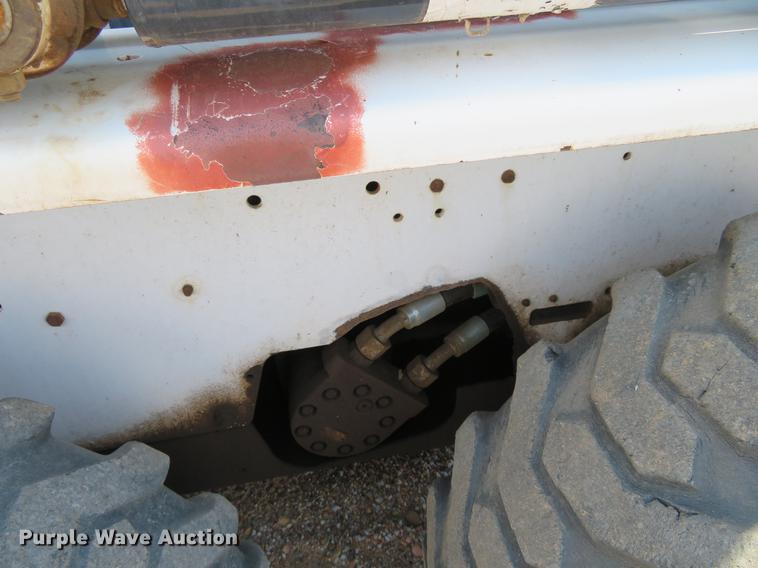 image for item DE6374 1995 Bobcat 753 skid steer