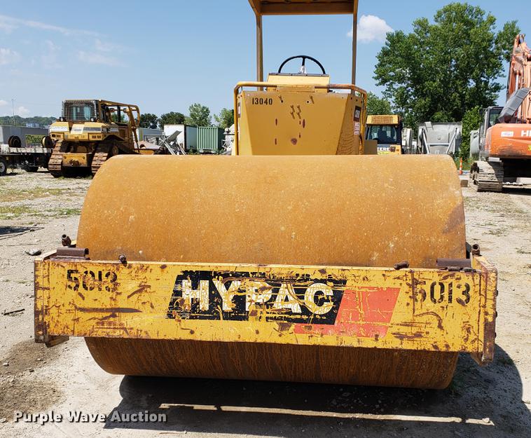 image for item DF2393 Hypac 850B single drum roller