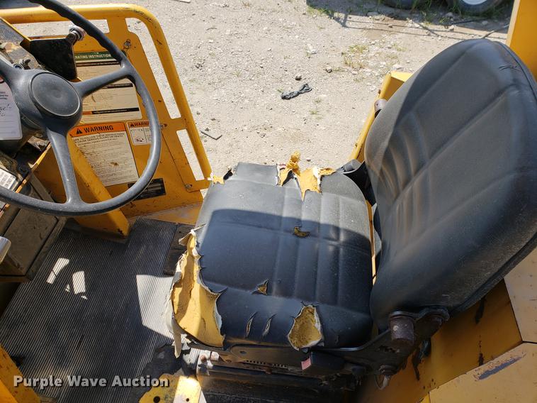 image for item DF2393 Hypac 850B single drum roller