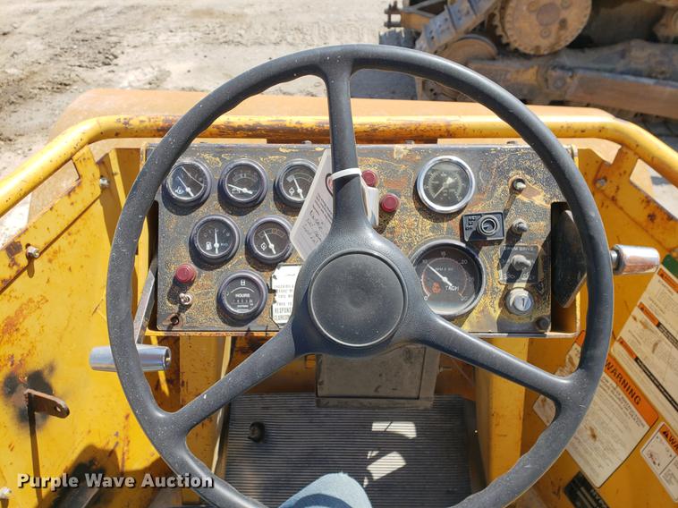 image for item DF2393 Hypac 850B single drum roller