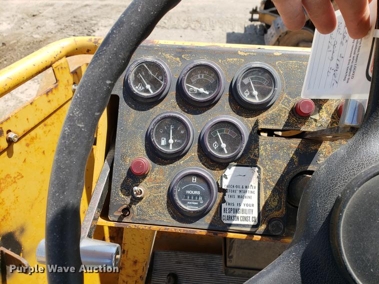 image for item DF2393 Hypac 850B single drum roller