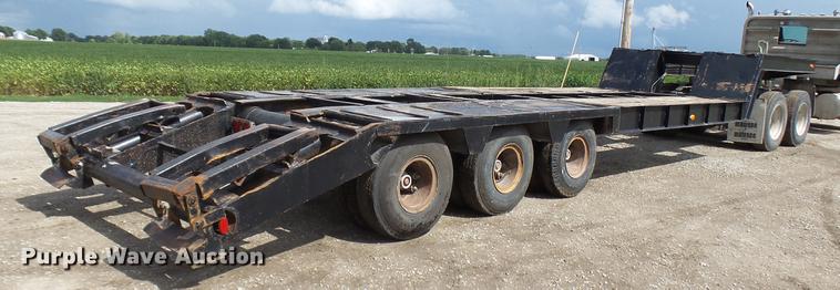 image for item DF3277 1977 Tram low boy equipment trailer