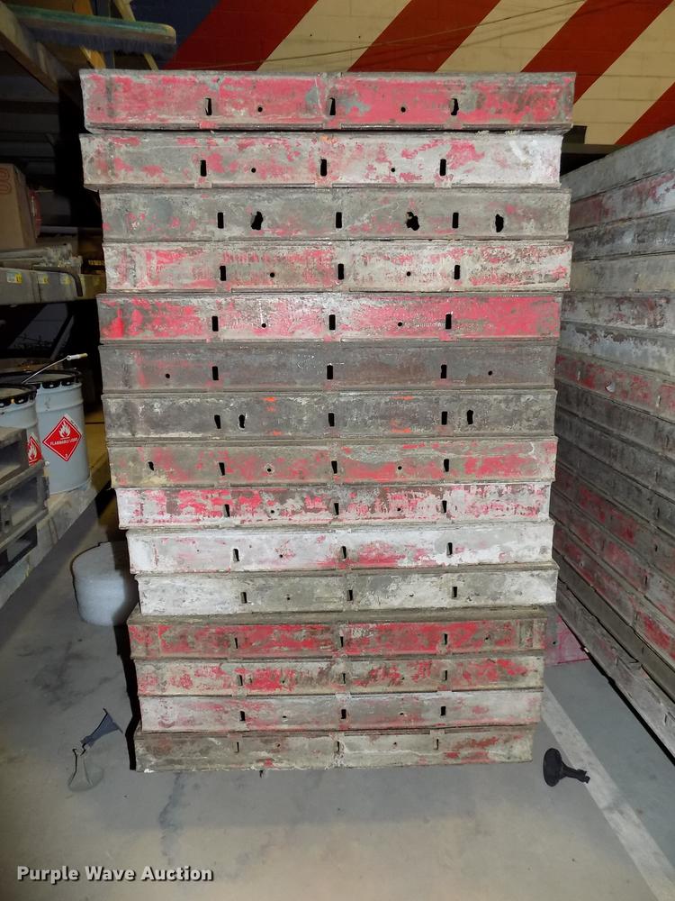 image for item DZ9526 (72) Symon concrete forms