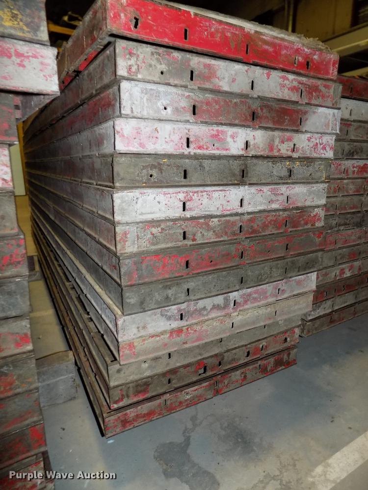 image for item DZ9526 (72) Symon concrete forms