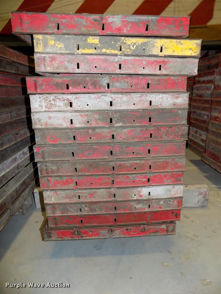 image for item DZ9526 (72) Symon concrete forms