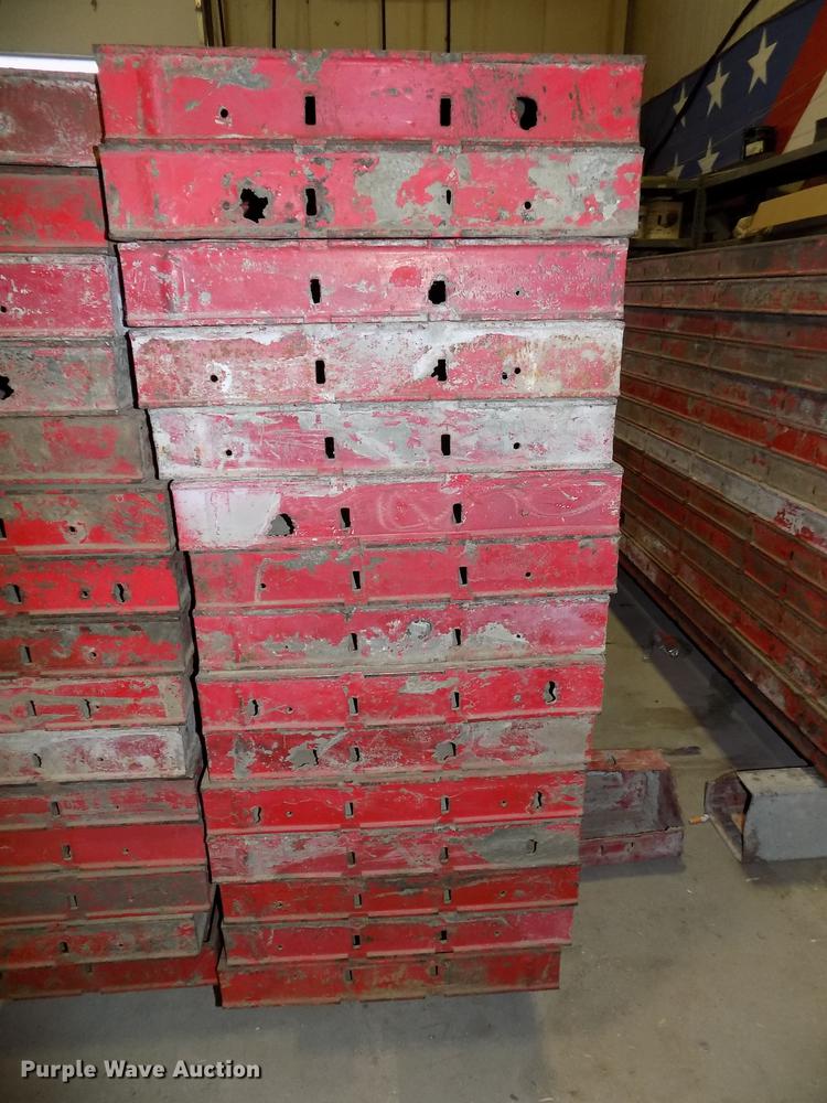 image for item DZ9528 (58) Symon concrete forms