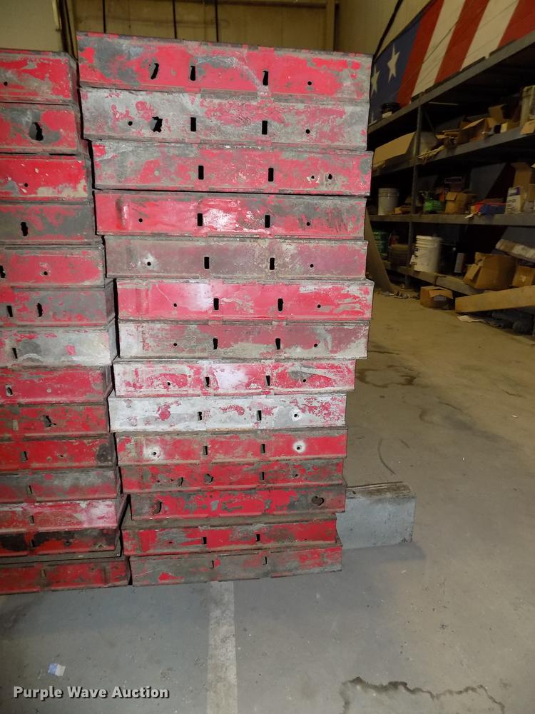 image for item DZ9528 (58) Symon concrete forms