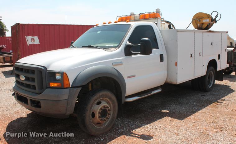 image for item DZ9972 2005 Ford F550 Super Duty XL service truck