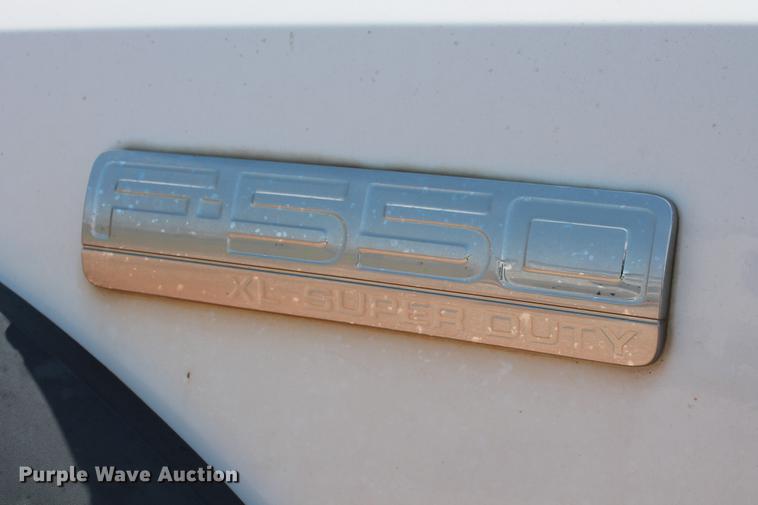 image for item DZ9972 2005 Ford F550 Super Duty XL service truck