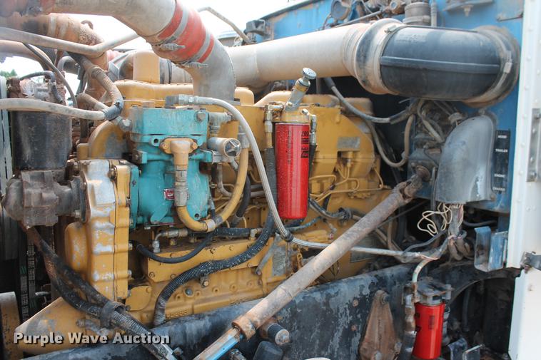 image for item DZ9998 1991 Peterbilt 378 water truck