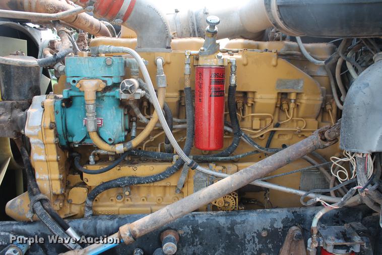 image for item DZ9998 1991 Peterbilt 378 water truck