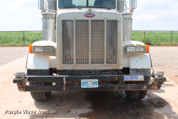 image for item DZ9998 1991 Peterbilt 378 water truck