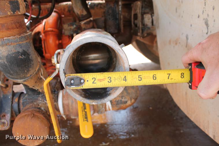 image for item DZ9998 1991 Peterbilt 378 water truck