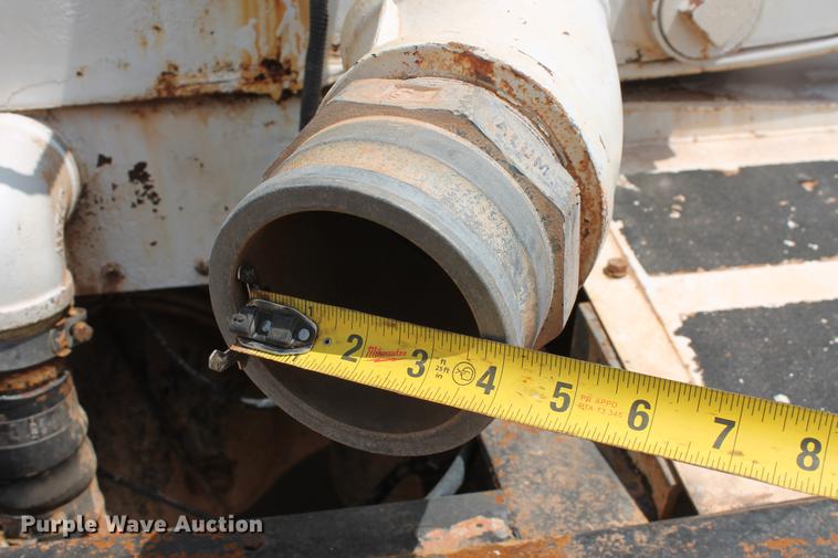 image for item DZ9998 1991 Peterbilt 378 water truck