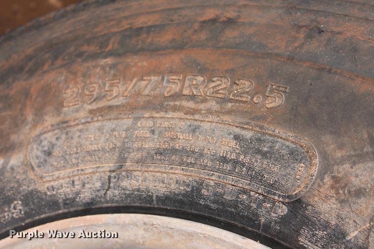 image for item DZ9998 1991 Peterbilt 378 water truck