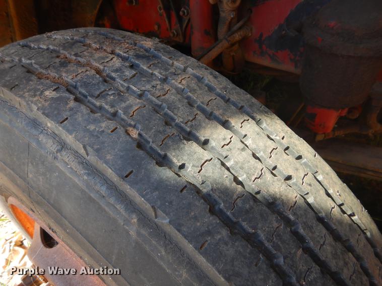 image for item EK9576 2000 Freightliner Century Class dump truck