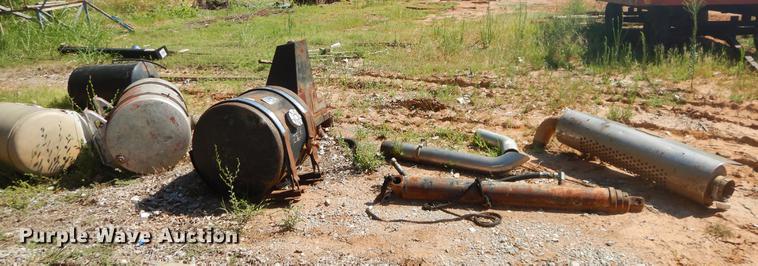 image for item EK9577 Truck parts