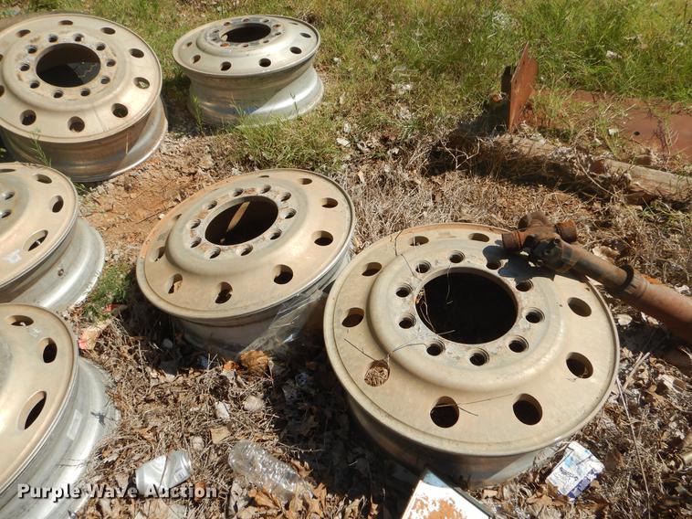 image for item EK9577 Truck parts