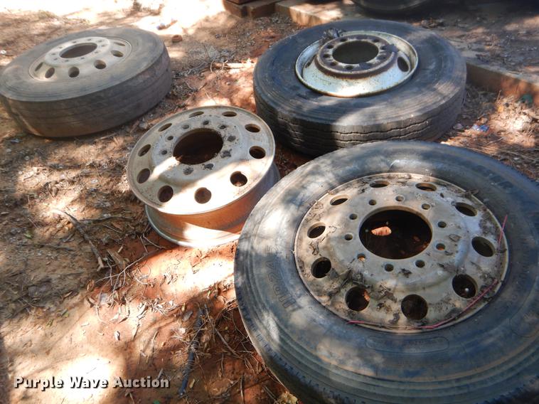 image for item EK9577 Truck parts