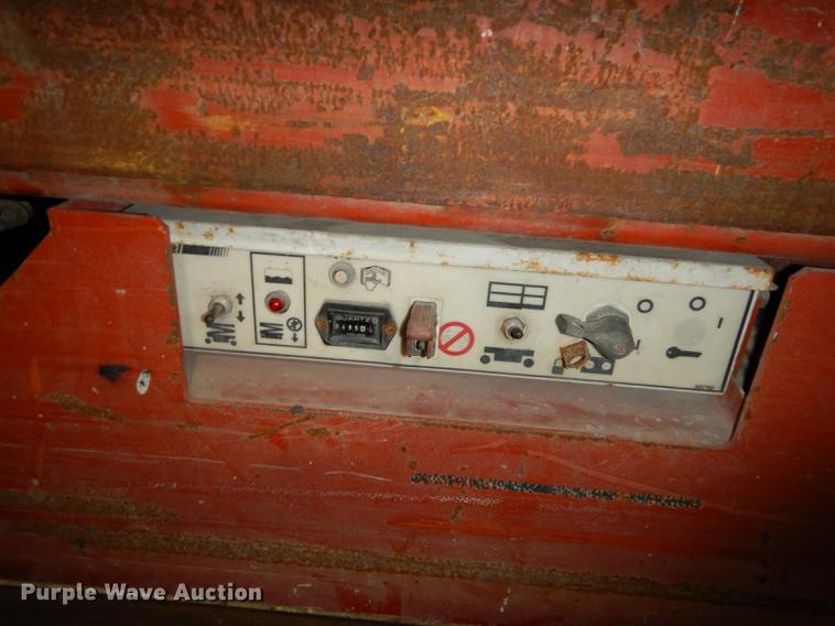 image for item EM9603 Snorkel SL 20 scissor lift