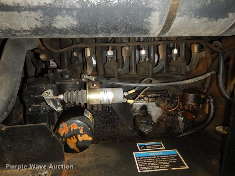 image for item EM9604 2000 Ditch Witch 410SX cable plow