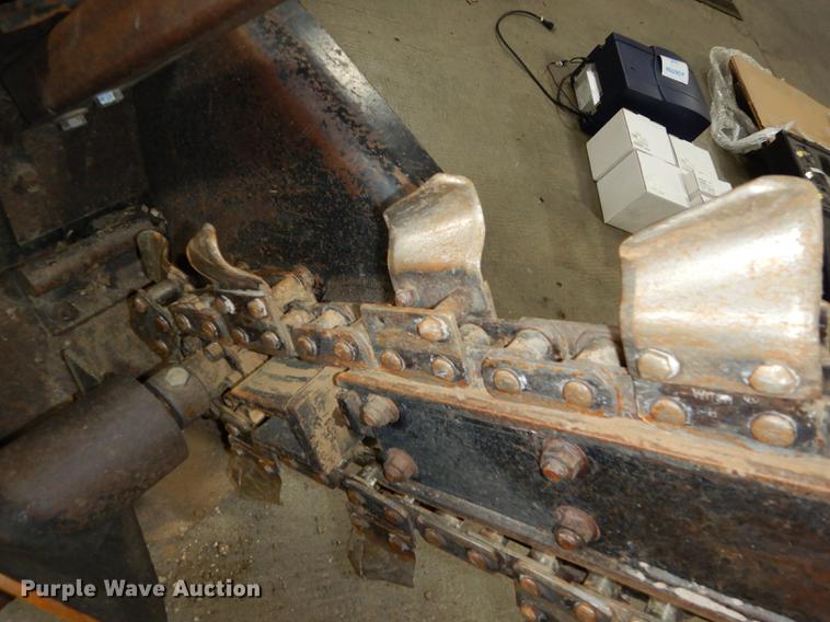 image for item EM9604 2000 Ditch Witch 410SX cable plow