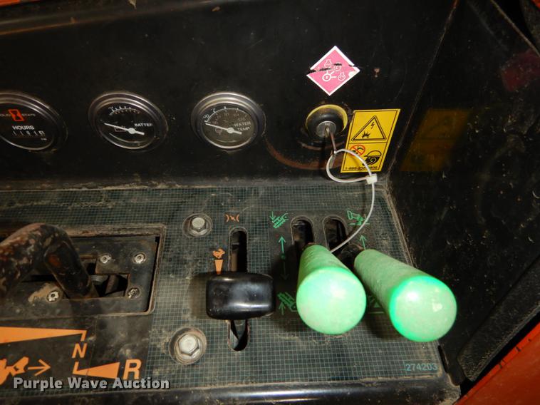 image for item EM9604 2000 Ditch Witch 410SX cable plow