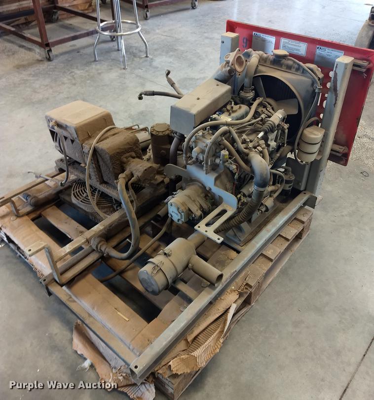 image for item ER9044 Kubota DF750-E-Skyjack dual fuel engine