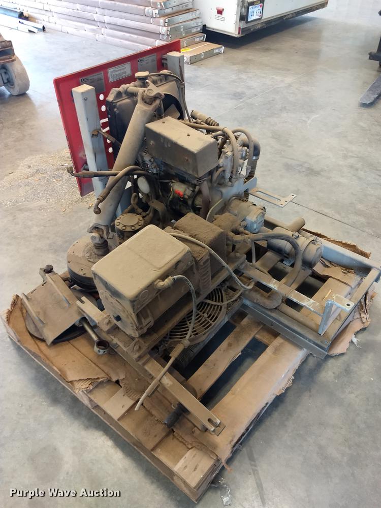 image for item ER9044 Kubota DF750-E-Skyjack dual fuel engine