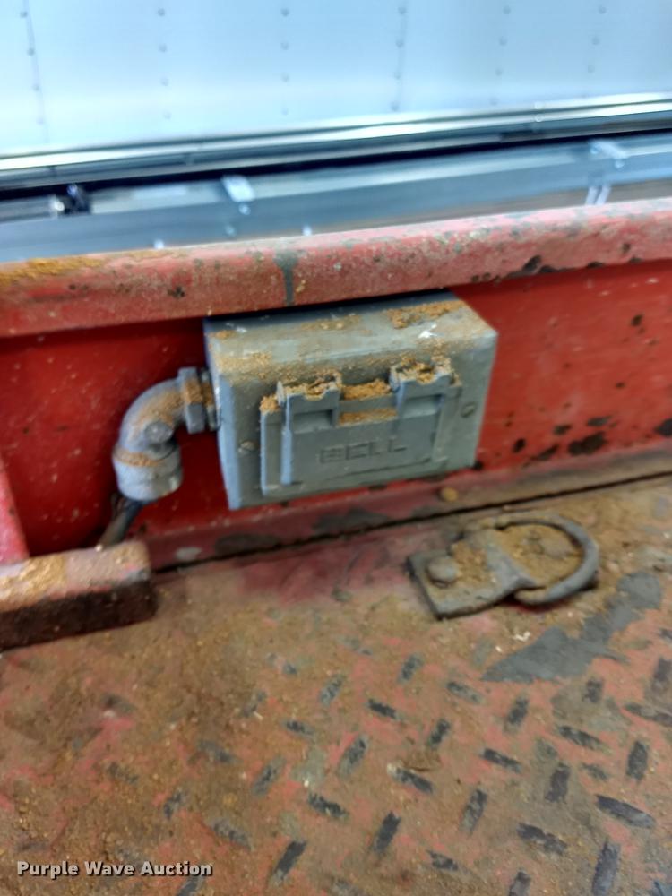 image for item ER9046 1999 Skyjack SJIII 4830 scissor lift