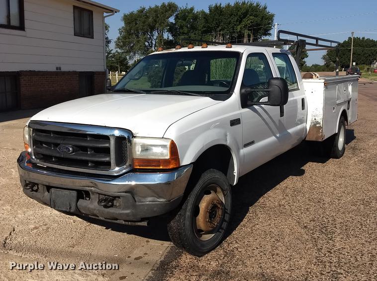 image for item ER9047 2001 Ford F450 Super Duty Crew Cab service truck