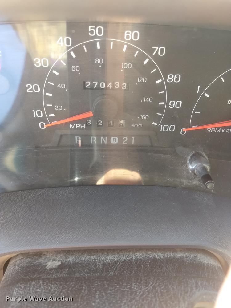 image for item ER9047 2001 Ford F450 Super Duty Crew Cab service truck